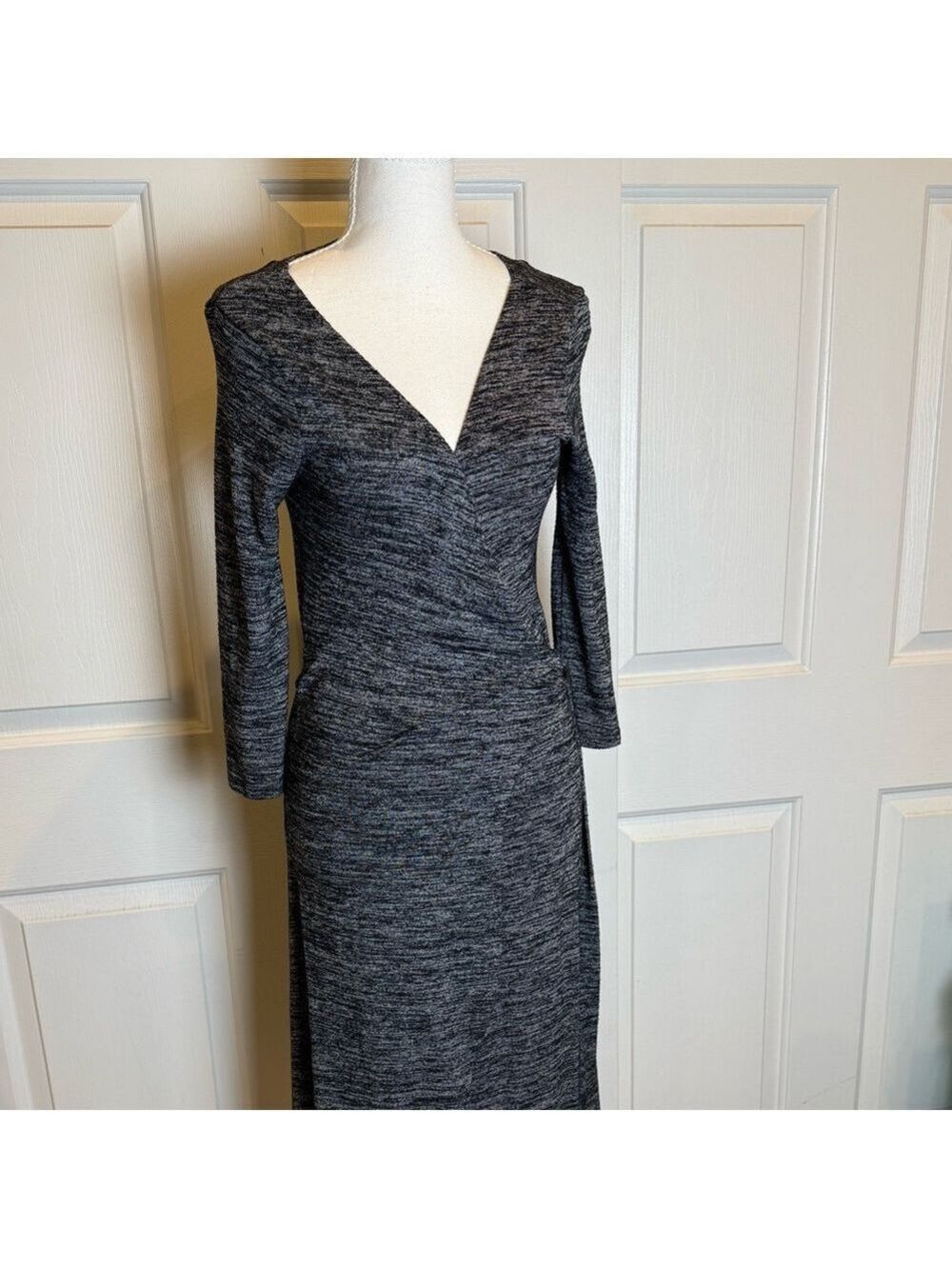 Forever 21 Wrap Dress Small Gray Knit Long Sleeve Faux Wrap Midi - Picture 7 of 7